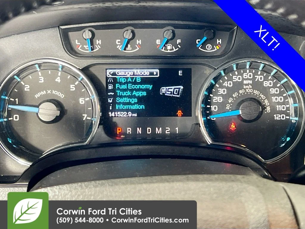 Used 2013 Oxford White Ford XLT image 2