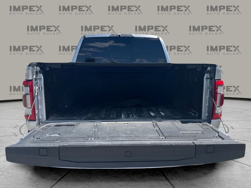 Used 2022 Silver Ford Raptor image 32