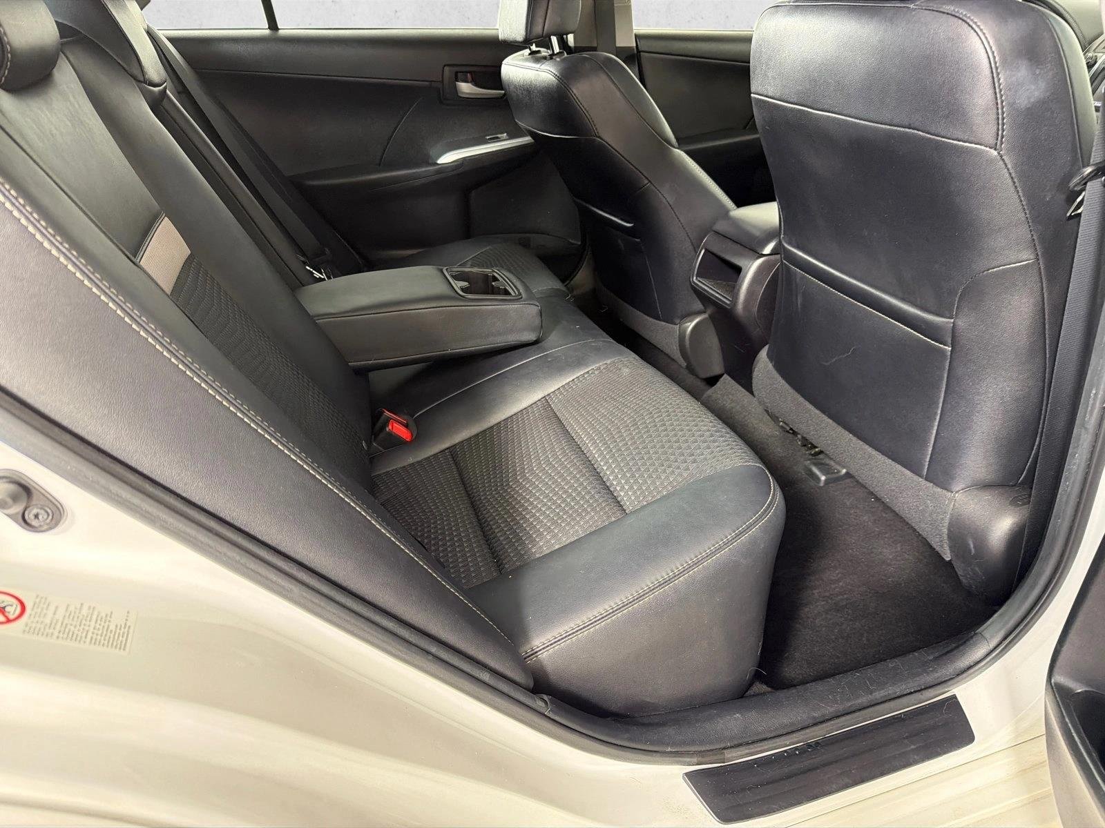 Used 2014 Super White Toyota SE image 15