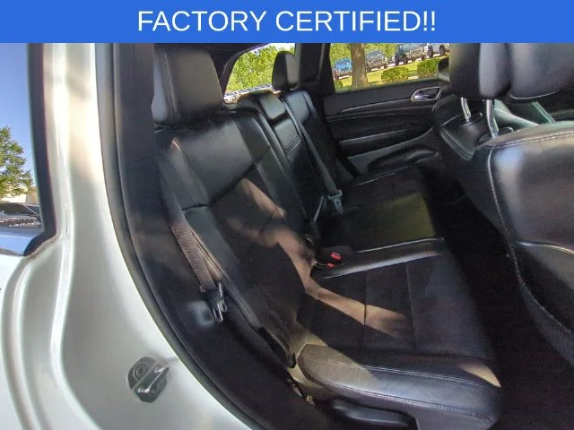 Used 2018 White Jeep Altitude image 35