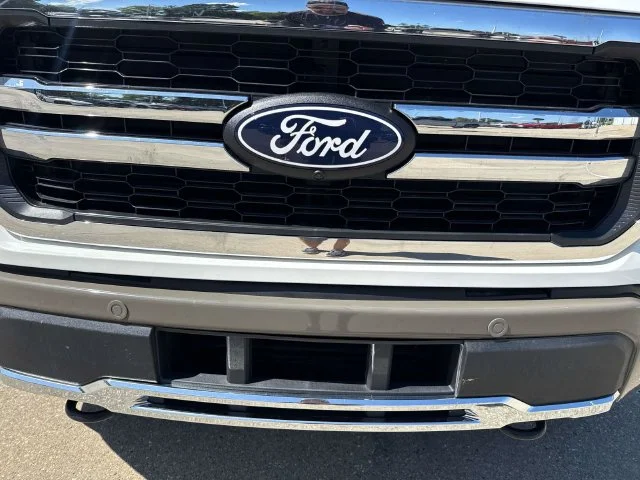 Used 2025 White Ford King Ranch image 4