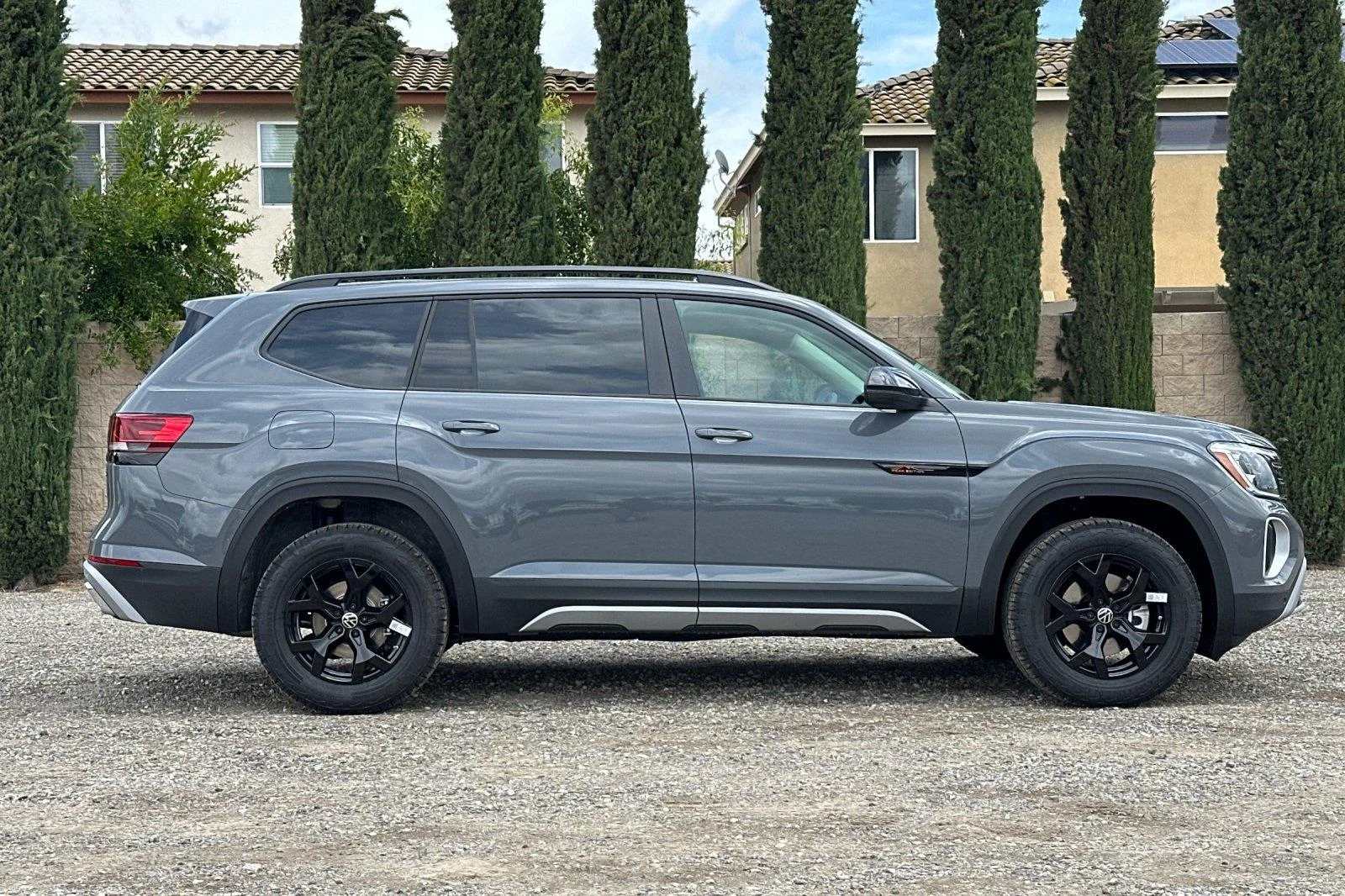 New 2026 Pure Gray Volkswagen 2.0T Peak Edition image 3