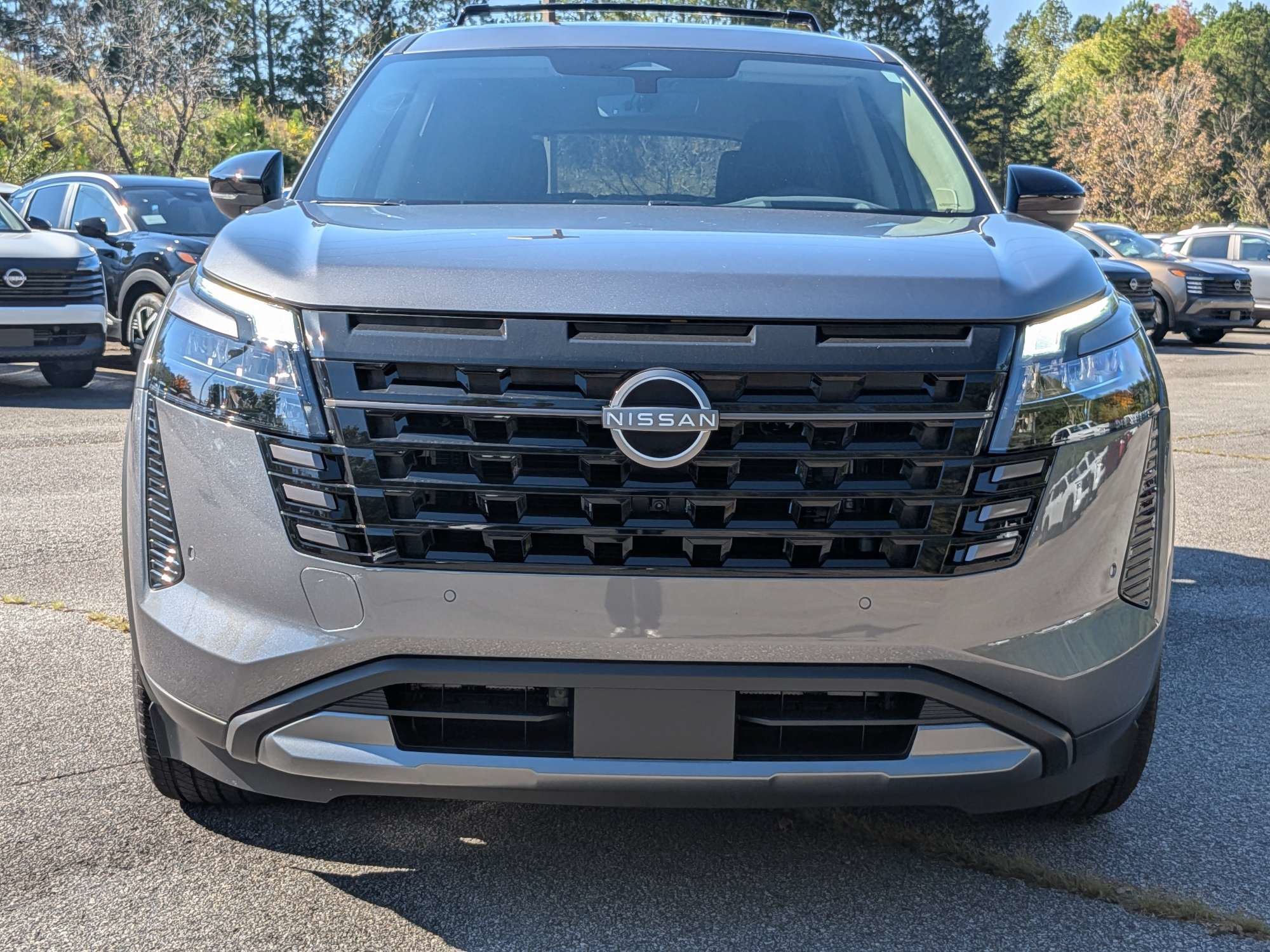 New 2026 Gray Nissan Platinum image 7