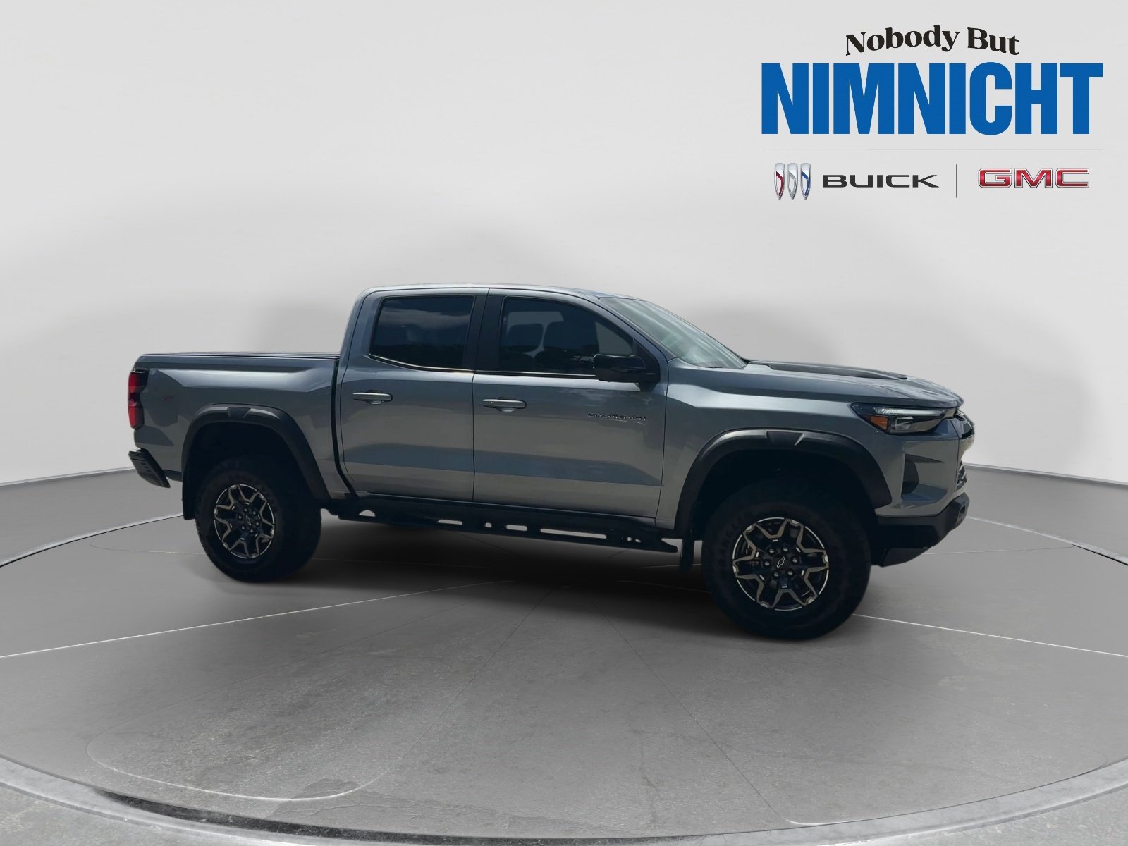 2024 Chevrolet Colorado ZR2 - Photo 9
