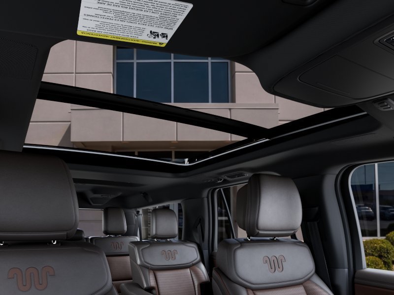 New 2027 Star White Metallic Tri-Coat Ford King Ranch image 22