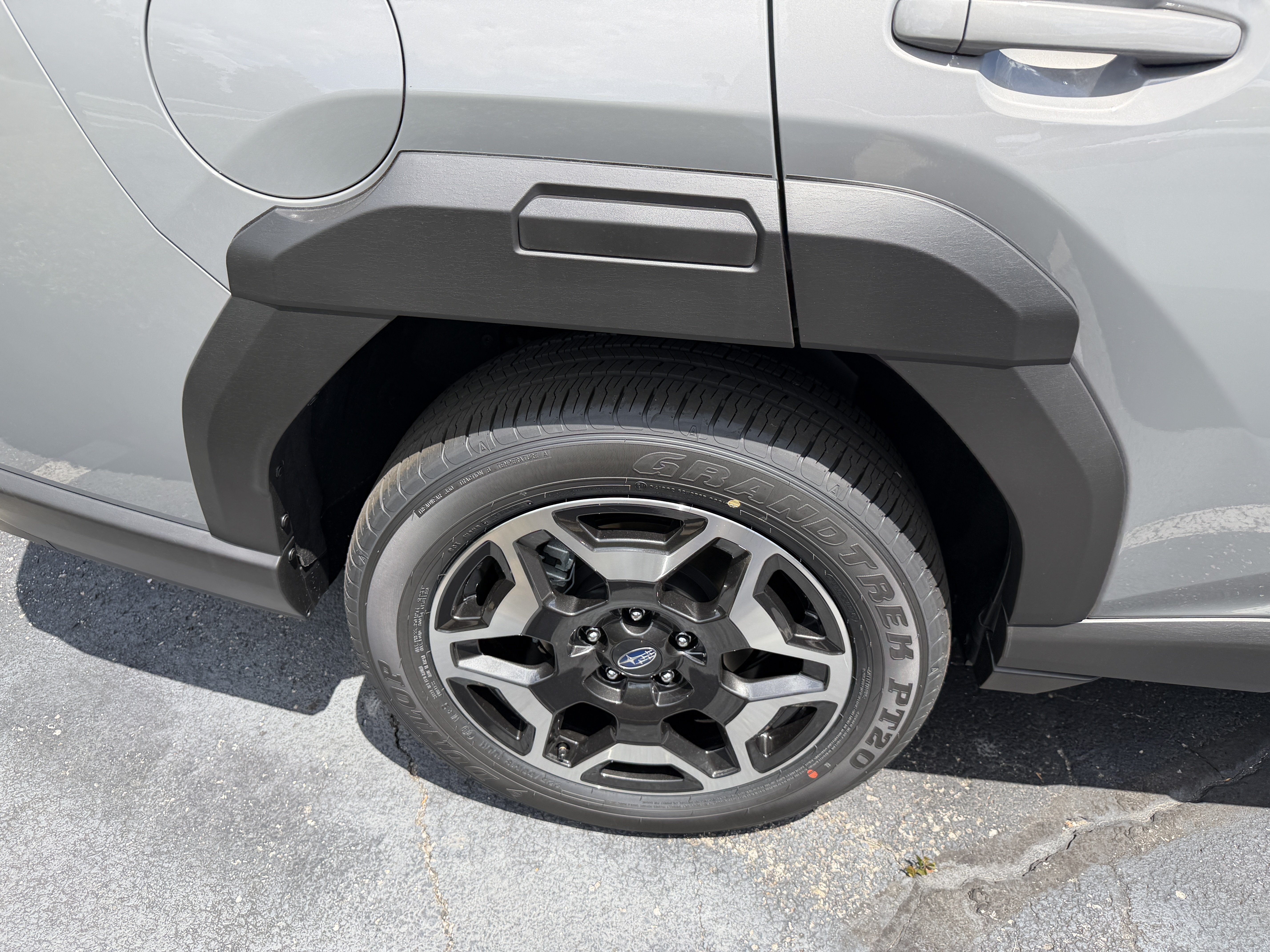 New 2026 RIVER ROCK PEARL Subaru Touring image 8