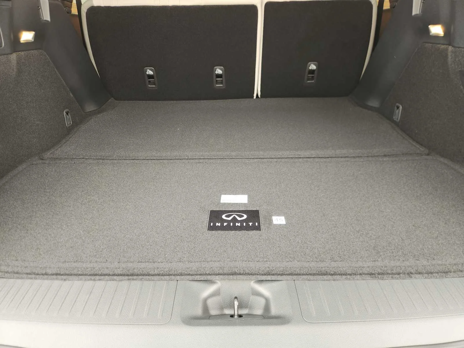 New 2027 GRAND BLUE INFINITI Sport AWD image 23