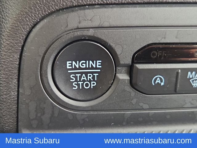 Used 2025 Gray Metallic Ford Outer Banks image 17