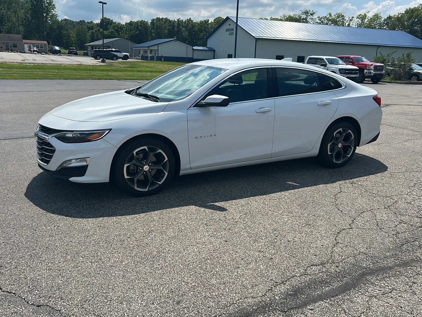 Used 2024 Summit White Chevrolet LT image 20