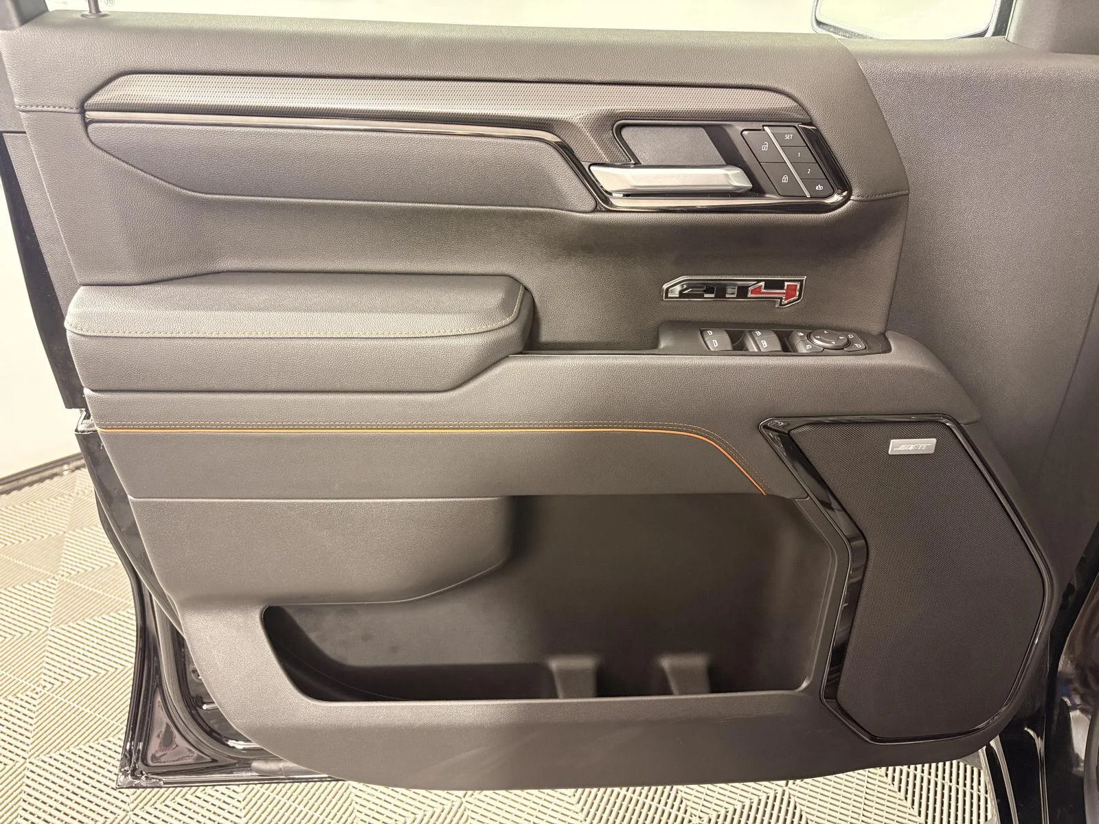 Used 2026 Onyx Black GMC AT4 image 15