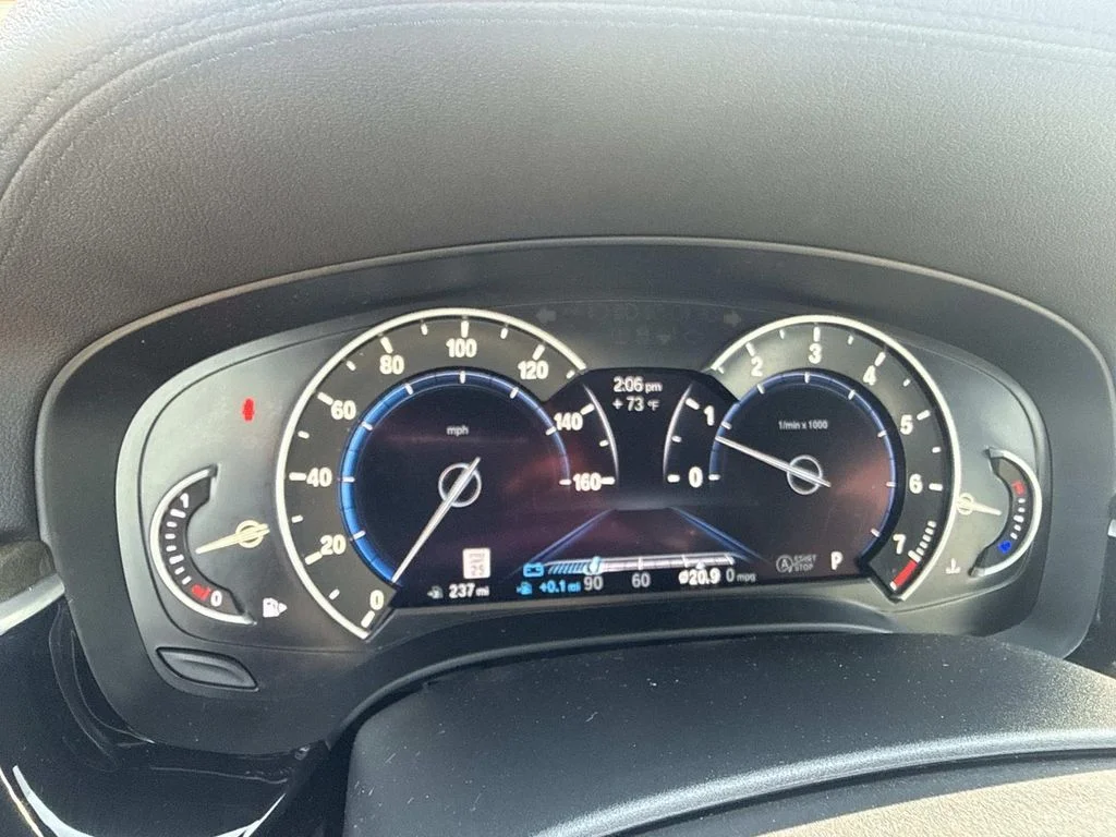 Used 2017 Gray BMW 530i xDrive image 17
