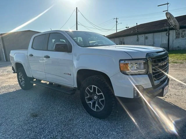Used 2021 White GMC AT4 w/Leather image 2