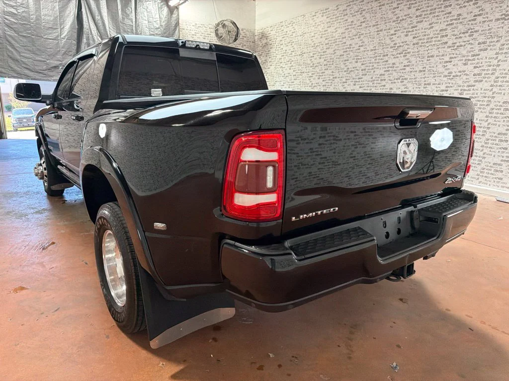 Used 2019 Diamond Black Crystal Pearlcoat Ram Limited image 5