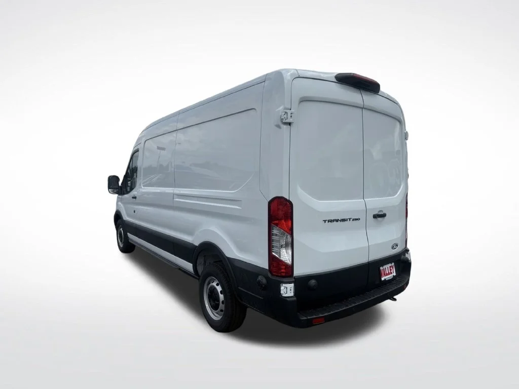 New 2026 Oxford White Ford Cargo Van image 7