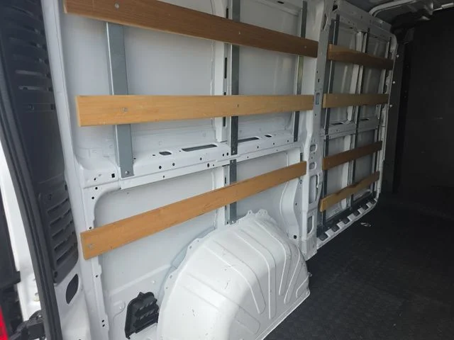 Used 2025 White Ram Base image 16