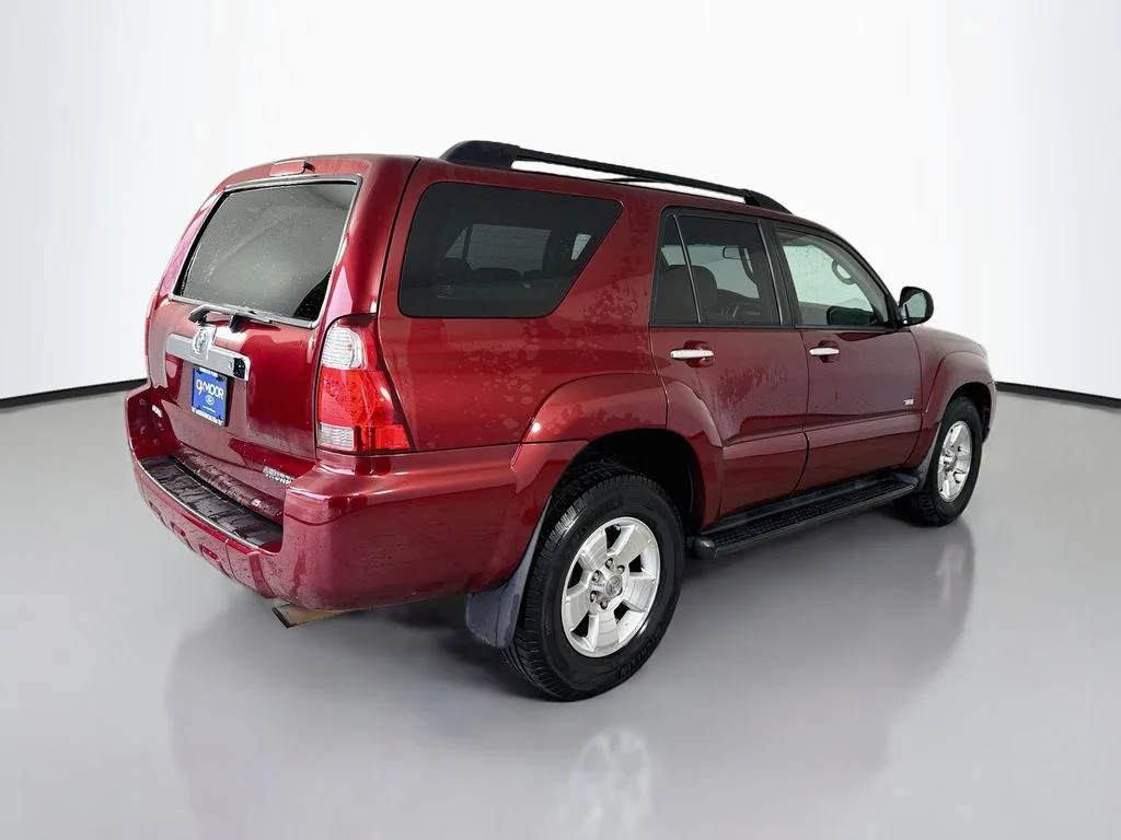 Used 2007 Salsa Red Pearl Toyota SR5 image 12