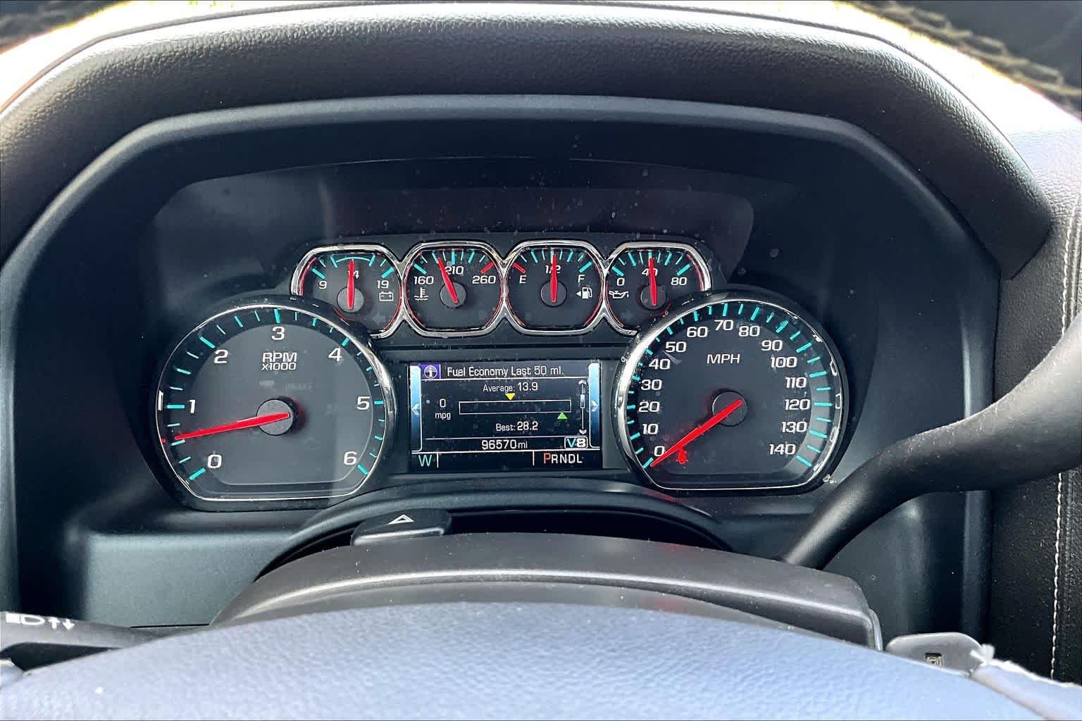 Used 2018 Red Quartz Tintcoat GMC SLT image 25