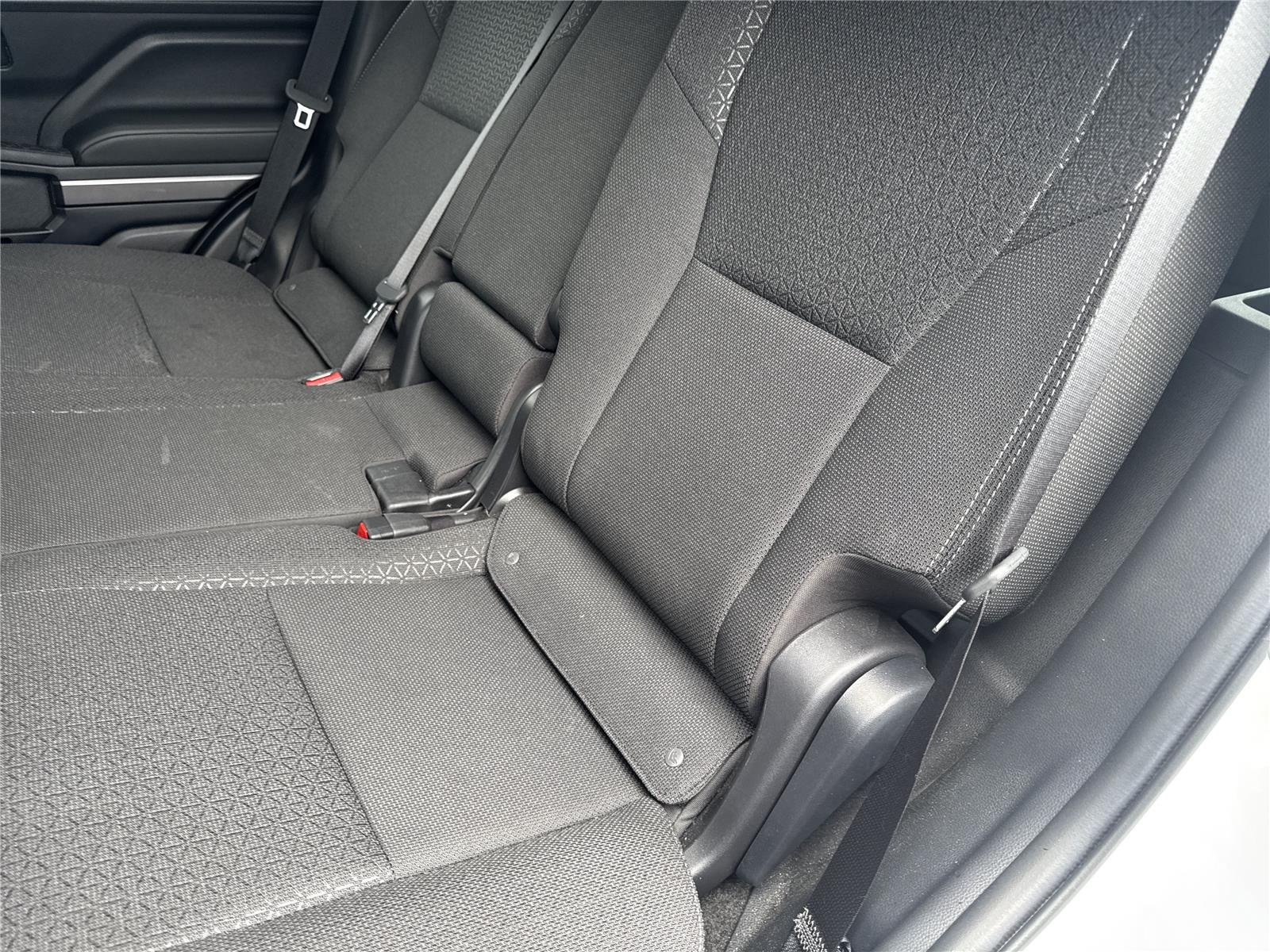 Used 2025 Ice Cap Toyota SR5 image 32