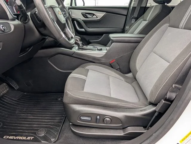 2023 Chevrolet Blazer 2LT - Photo 11