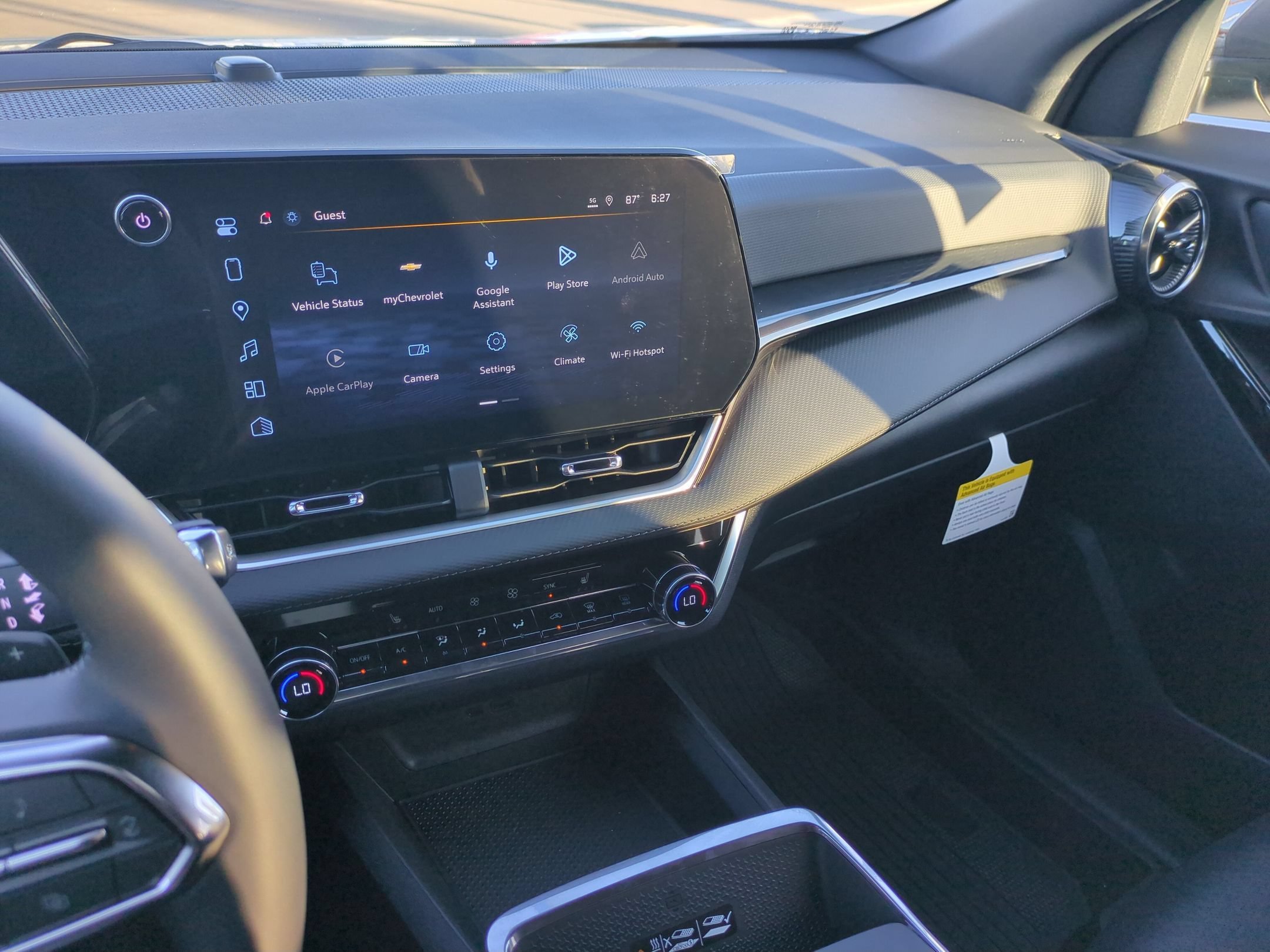 New 2027 Summit White Chevrolet LT image 18