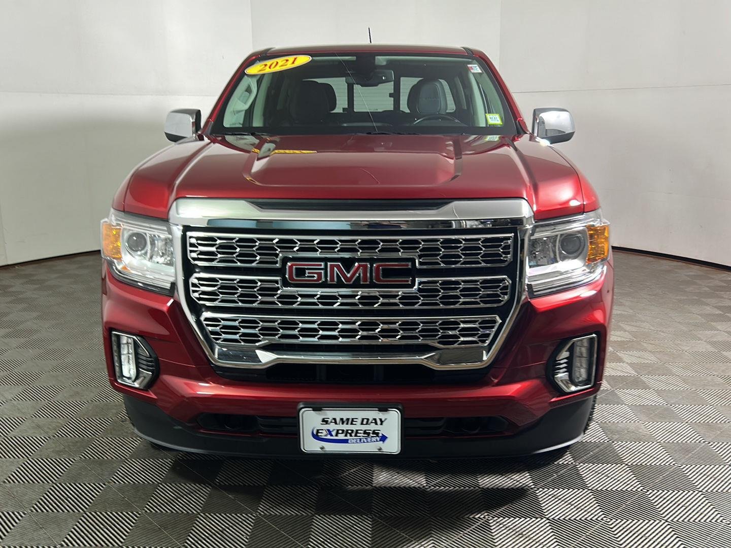 Used 2021 Cayenne Red Tintcoat GMC 4WD Denali image 11