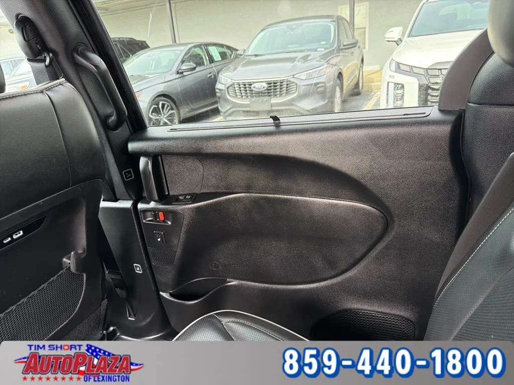 Used 2025 Black Chrysler Limited image 26