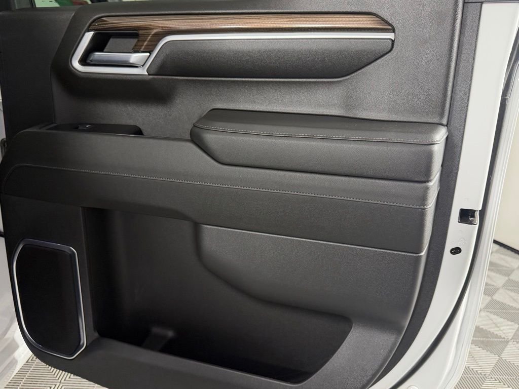2024 Chevrolet Silverado 1500 RST - Photo 30