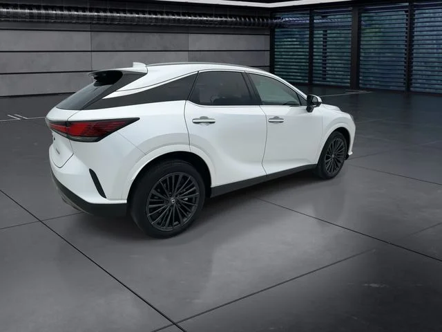 Used 2025 White Lexus 350 Premium image 8
