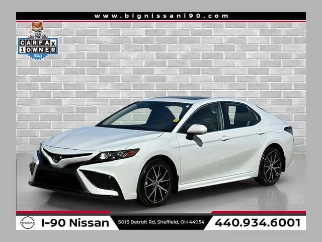 2024 Toyota Camry SE