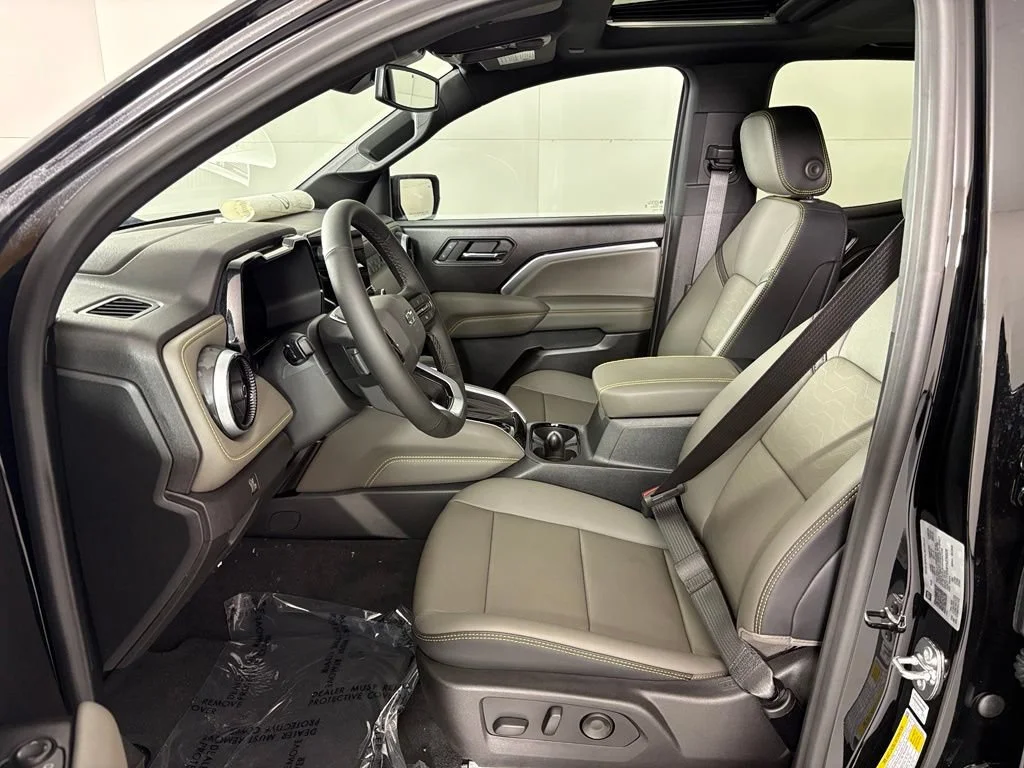 New 2026 Black Chevrolet ZR2 image 34