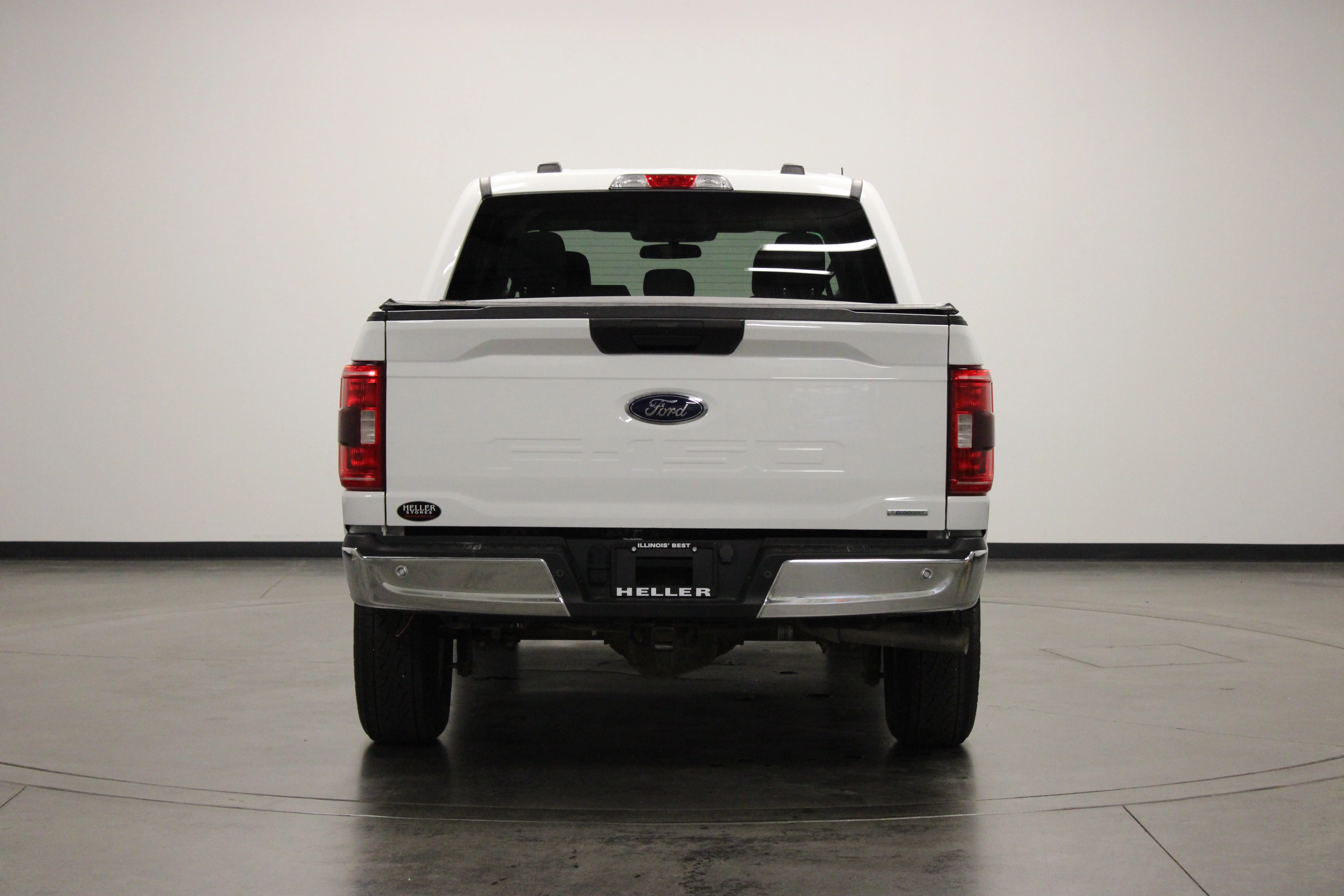 Used 2023 Oxford White Ford XLT image 7