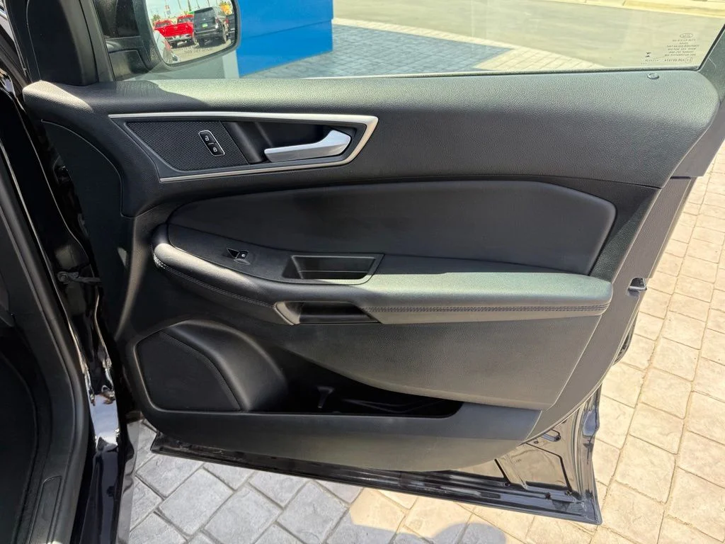 Used 2024 Black Ford SEL image 17