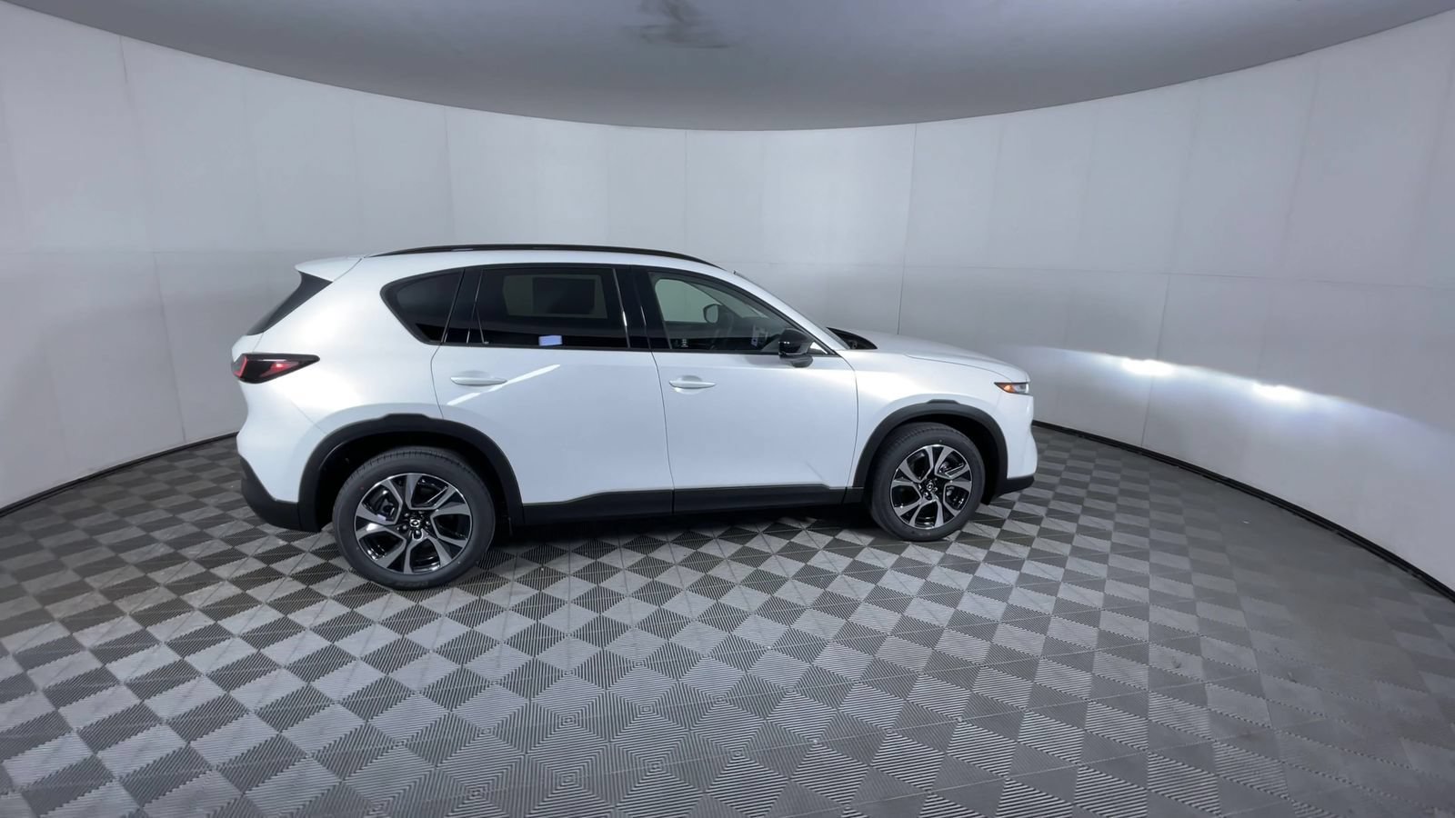 New 2026 Rhodium White Metallic Mazda 2.5 S Preferred image 9