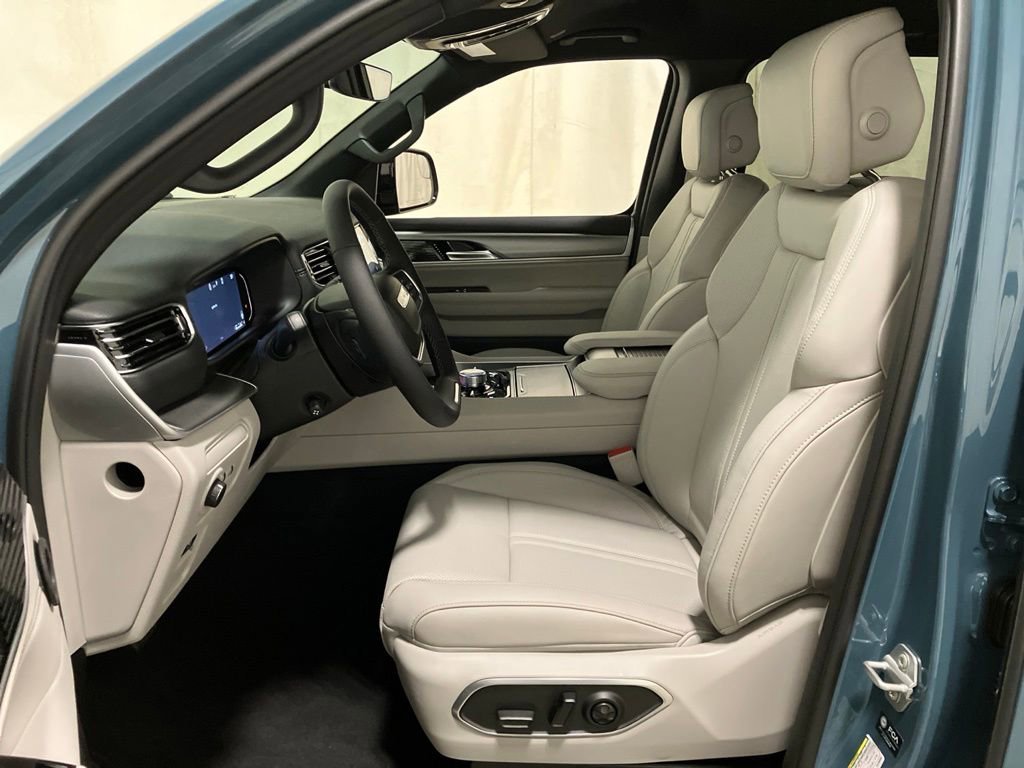 New 2026 Steel Blue Exterior Paint Jeep Limited Altitude image 12