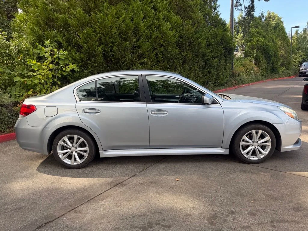 Used 2013 Subaru Legacy I Premium with VIN 4S3BMBC64D3032009 for sale in Gladstone, OR