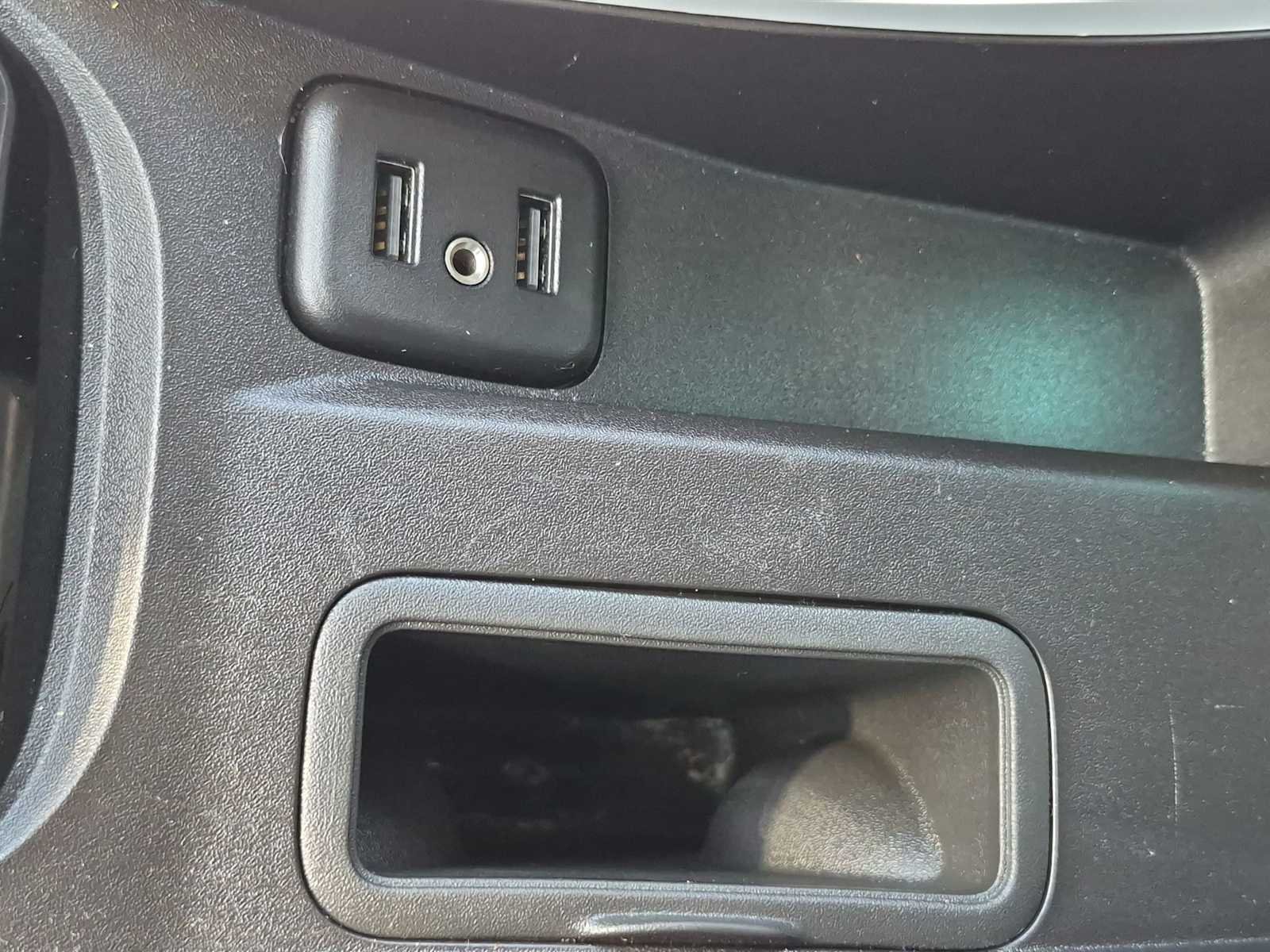 Used 2020 Nightfall Gray Metallic Chevrolet Premier image 28