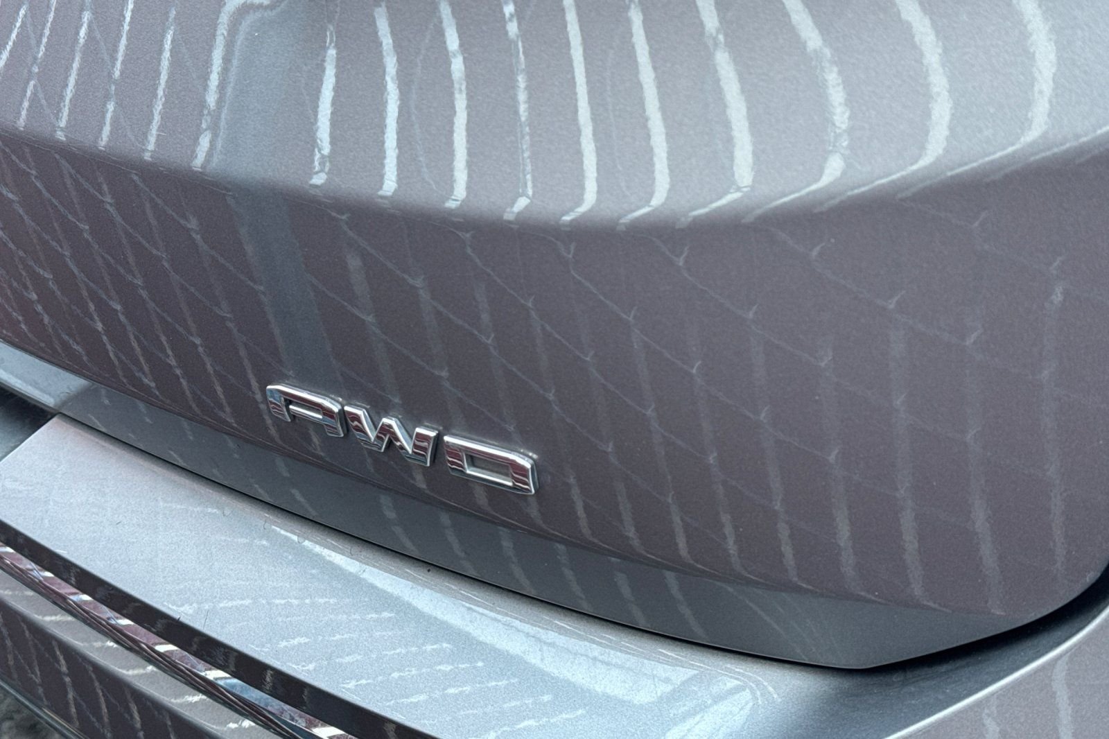 2023 GMC Terrain Denali photo 5