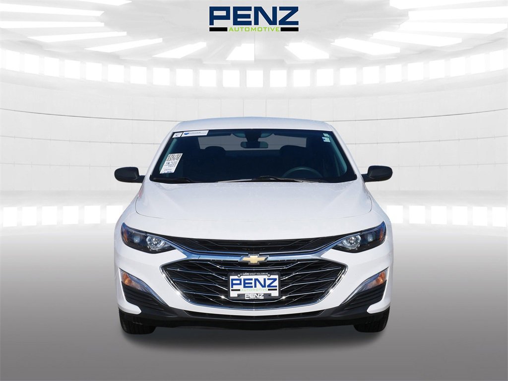 Used 2022 Chevrolet Malibu 1FL with VIN 1G1ZC5ST4NF186707 for sale in Spring Valley, MN