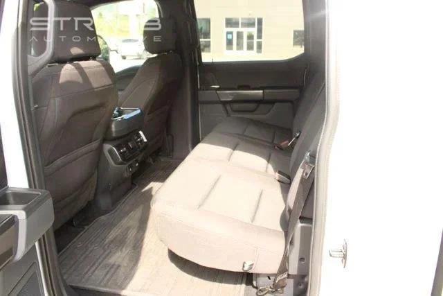 Used 2023 Oxford White Ford XLT image 8