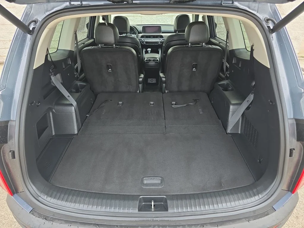 Used 2022 Silver Kia EX image 34