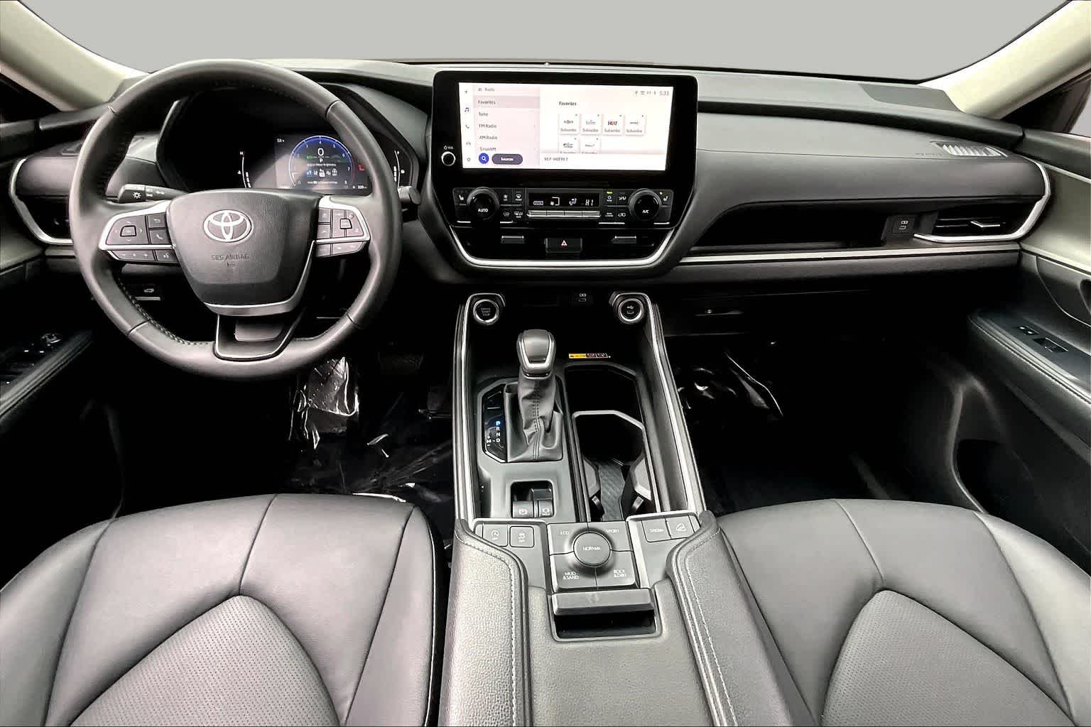 Used 2025 Celestial Silver Metallic Toyota XLE image 16
