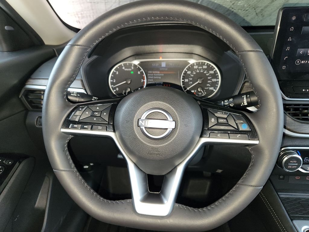 Certified Used 2024 Red Nissan 2.5 SL image 26