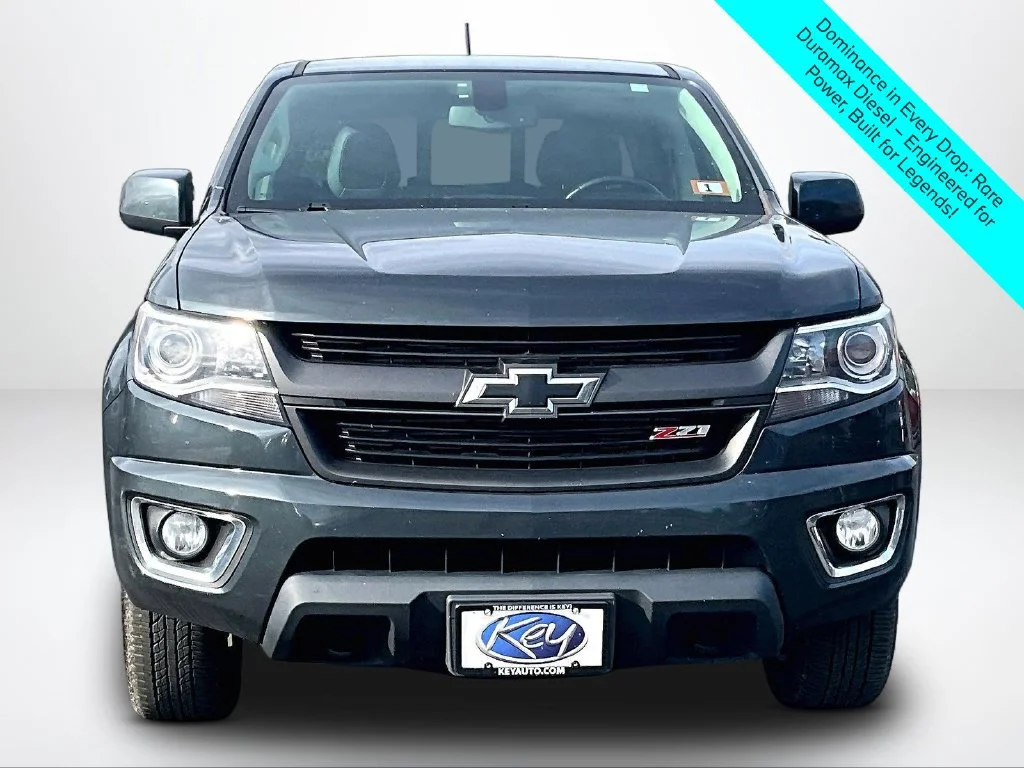 Used 2018 Gray Chevrolet Z71 image 3