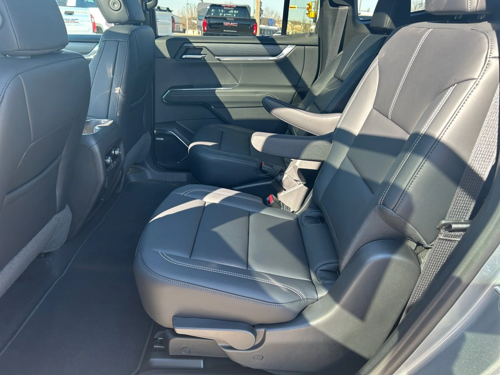 New 2026 Sterling Metallic GMC Elevation AWD image 19