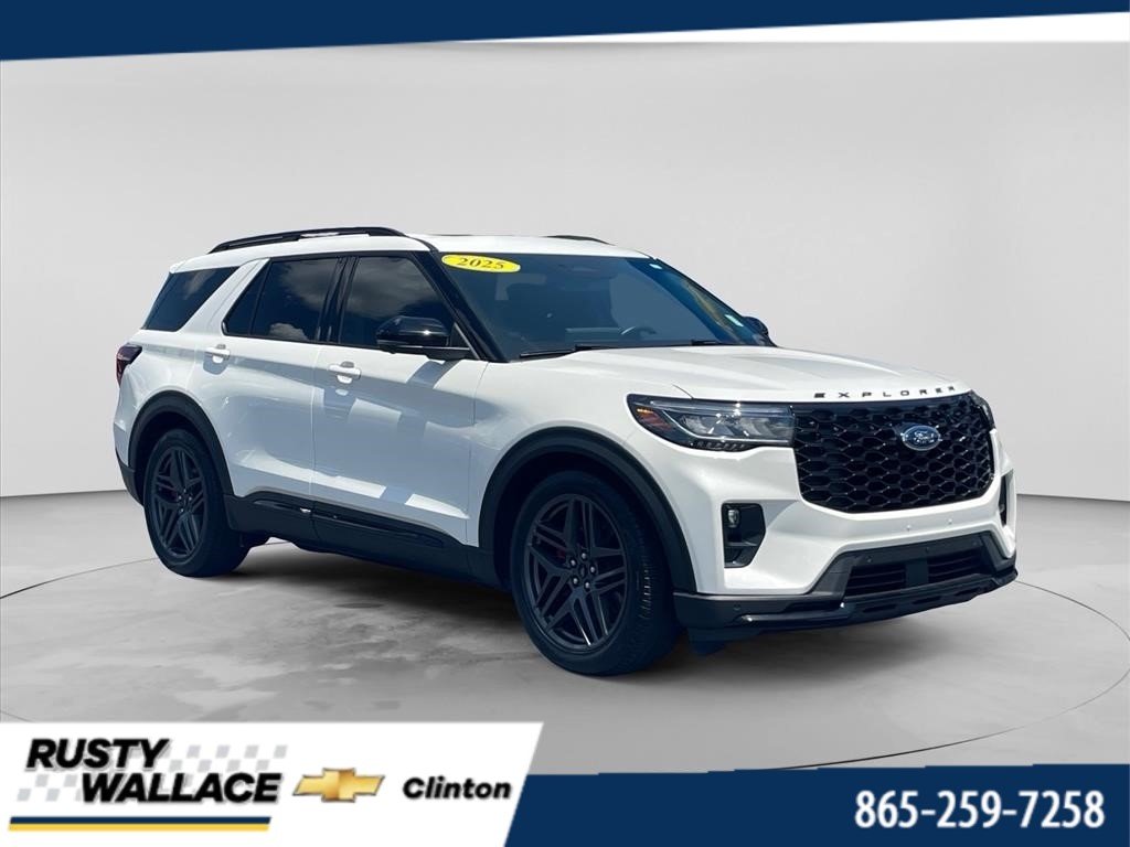 2025 Ford Explorer