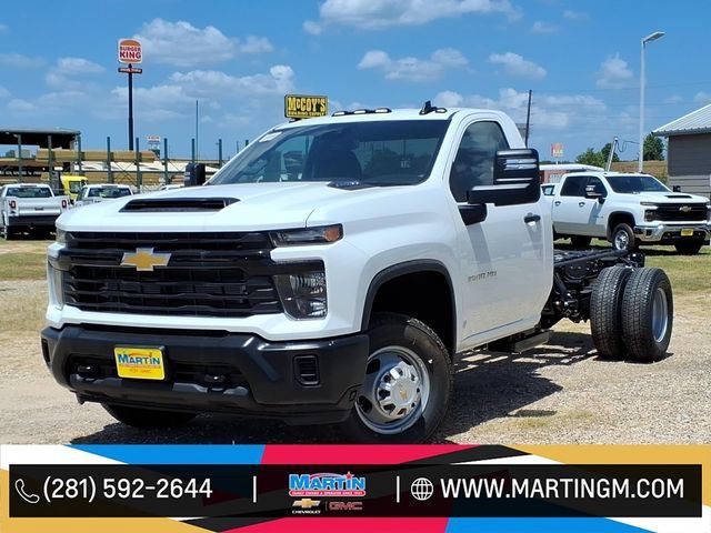 New 2026 Chevrolet Silverado 3500 HD Chassis Cab Work Truck Four Wheel Drive Regular Cab
