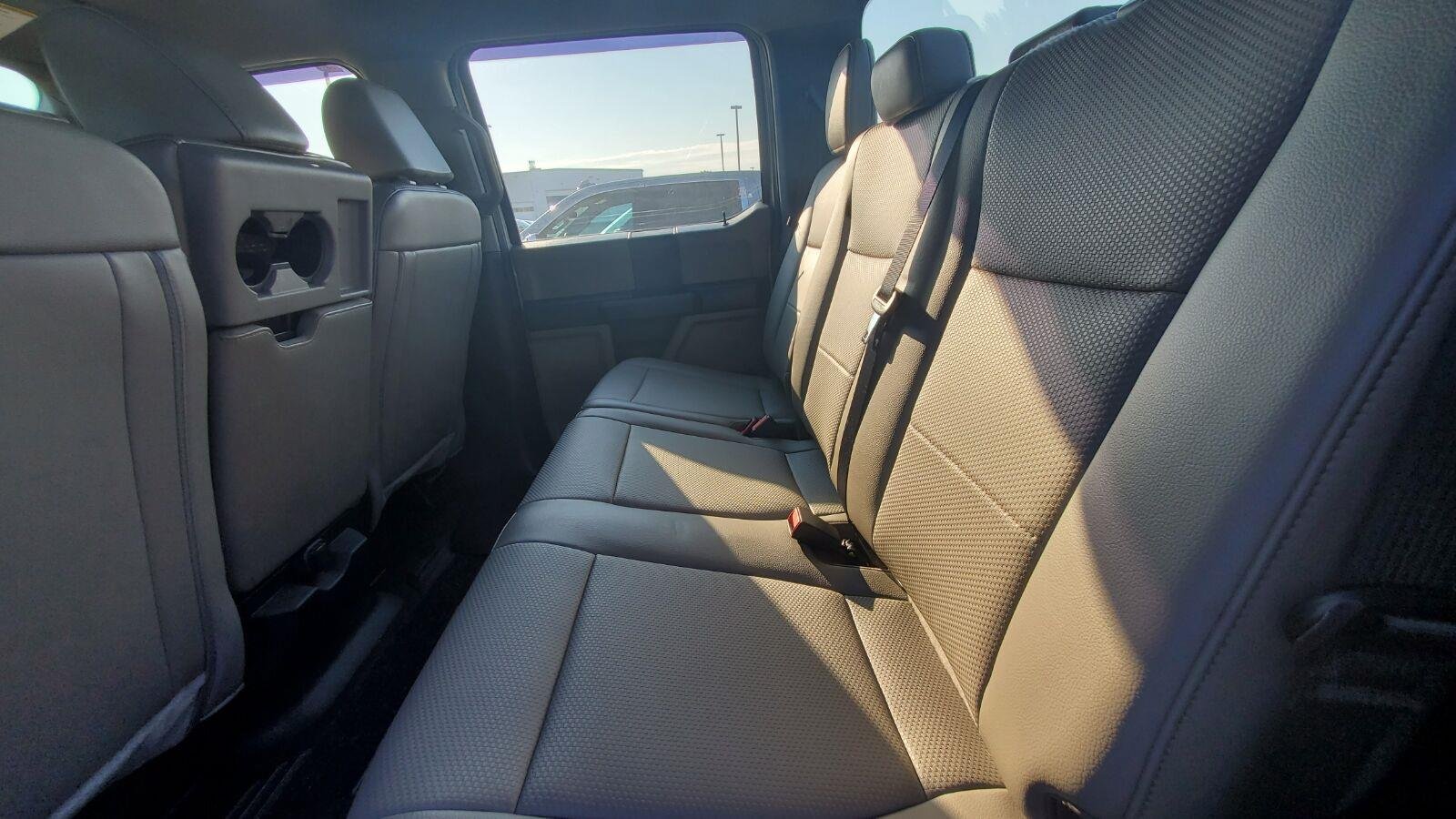Used 2022 Oxford White Ford XL image 5