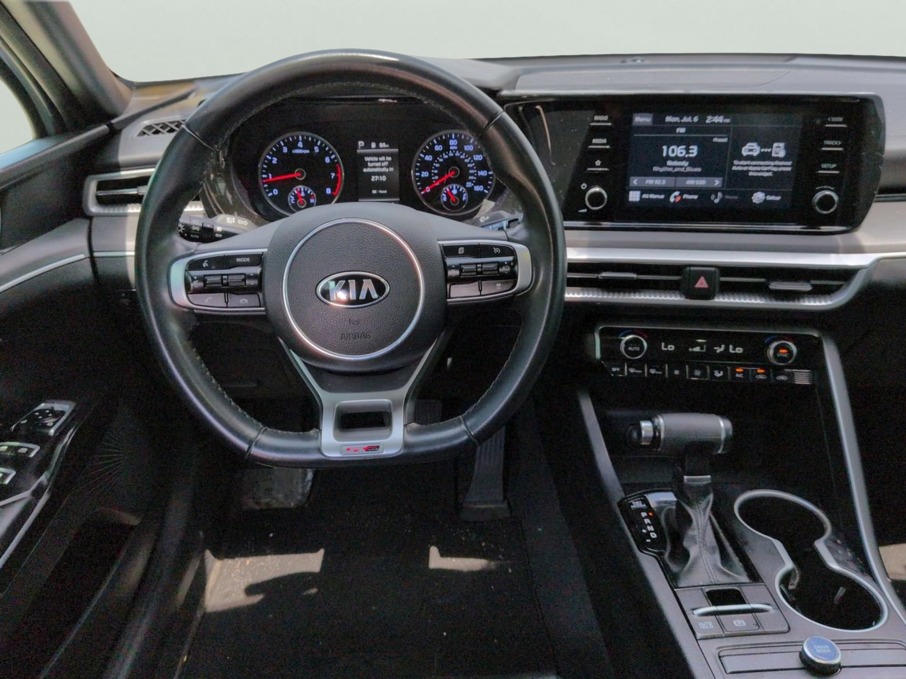 Used 2021 Wolf Gray Kia GT-Line image 13