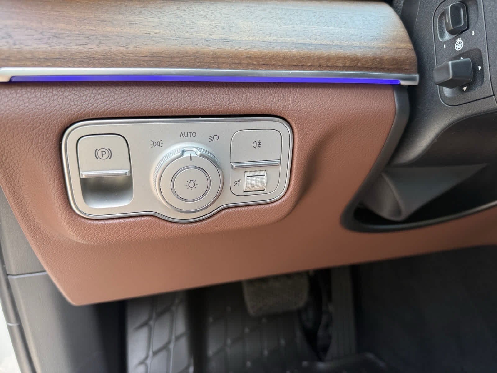 New 2026 Polar White Mercedes-Benz GLE 450 image 26