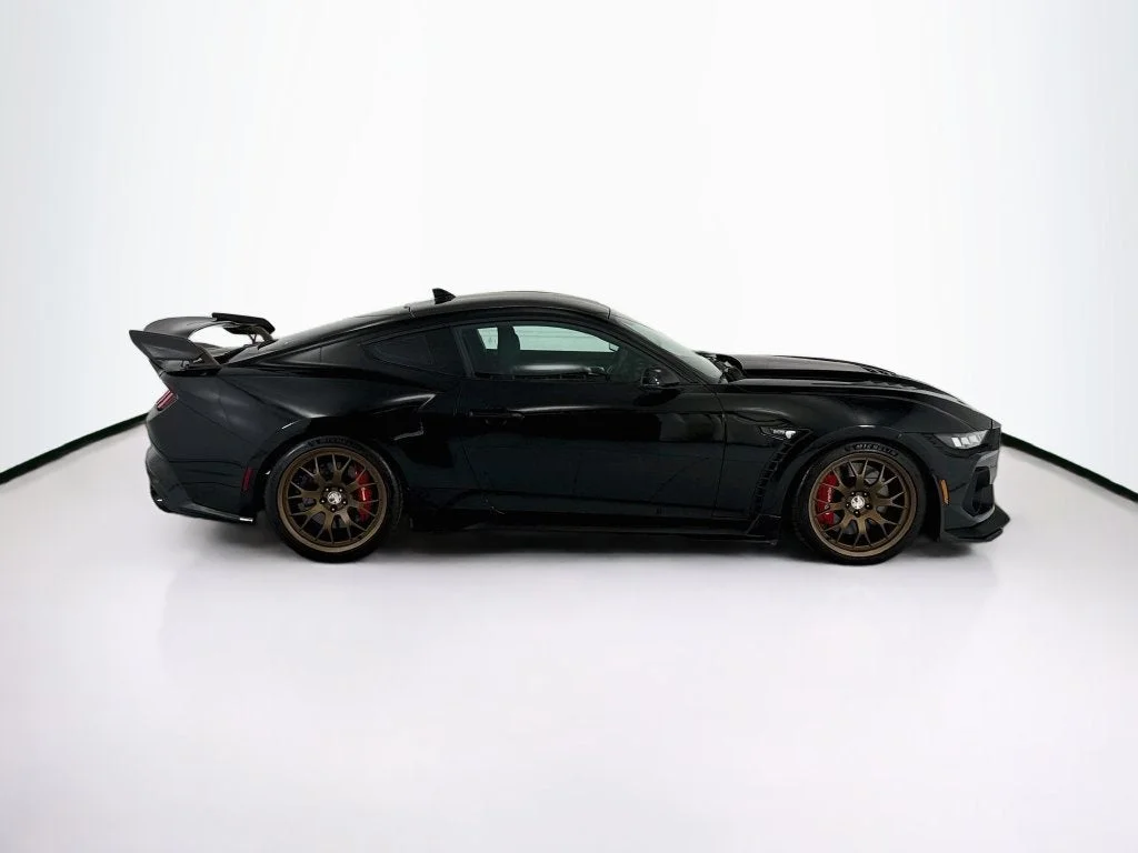Used 2025 Shadow Black Ford GT Premium image 4